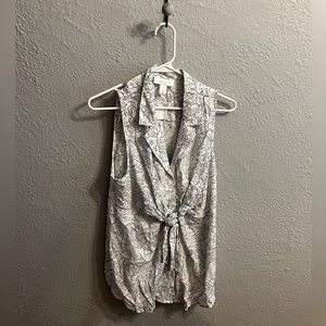 Women's‎ motherhood, maternity, white black, sleeveless shirt, size medium